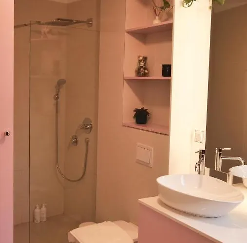 Downtown Italian Apartament Bucureşti